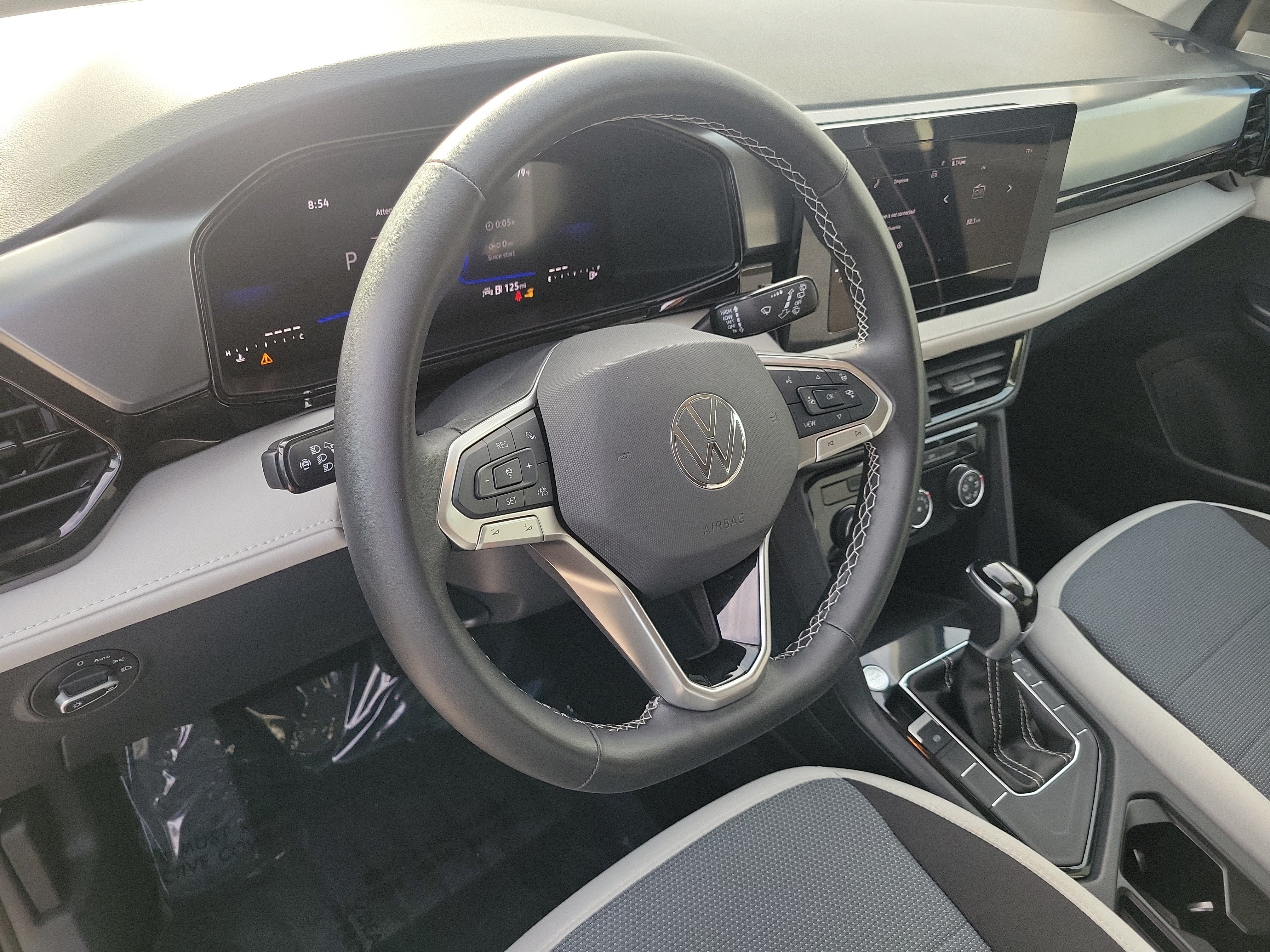Used 2025 Volkswagen Taos S FWD image 9