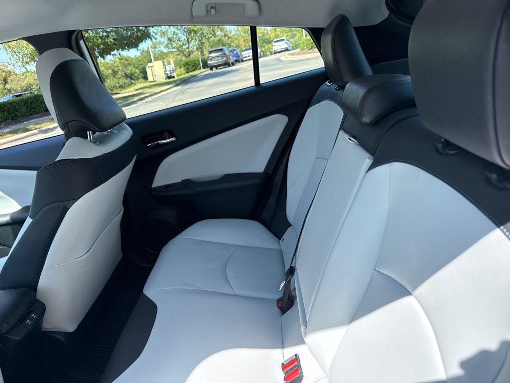 Used 2019 Toyota Prius XLE FWD image 10