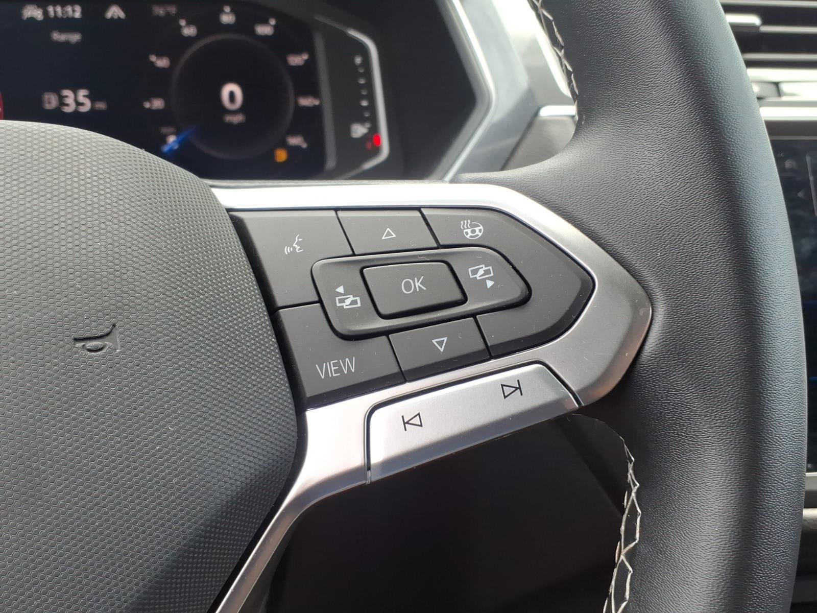 Certified 2023 Volkswagen Tiguan SEL R-Line AWD/4WD image 18