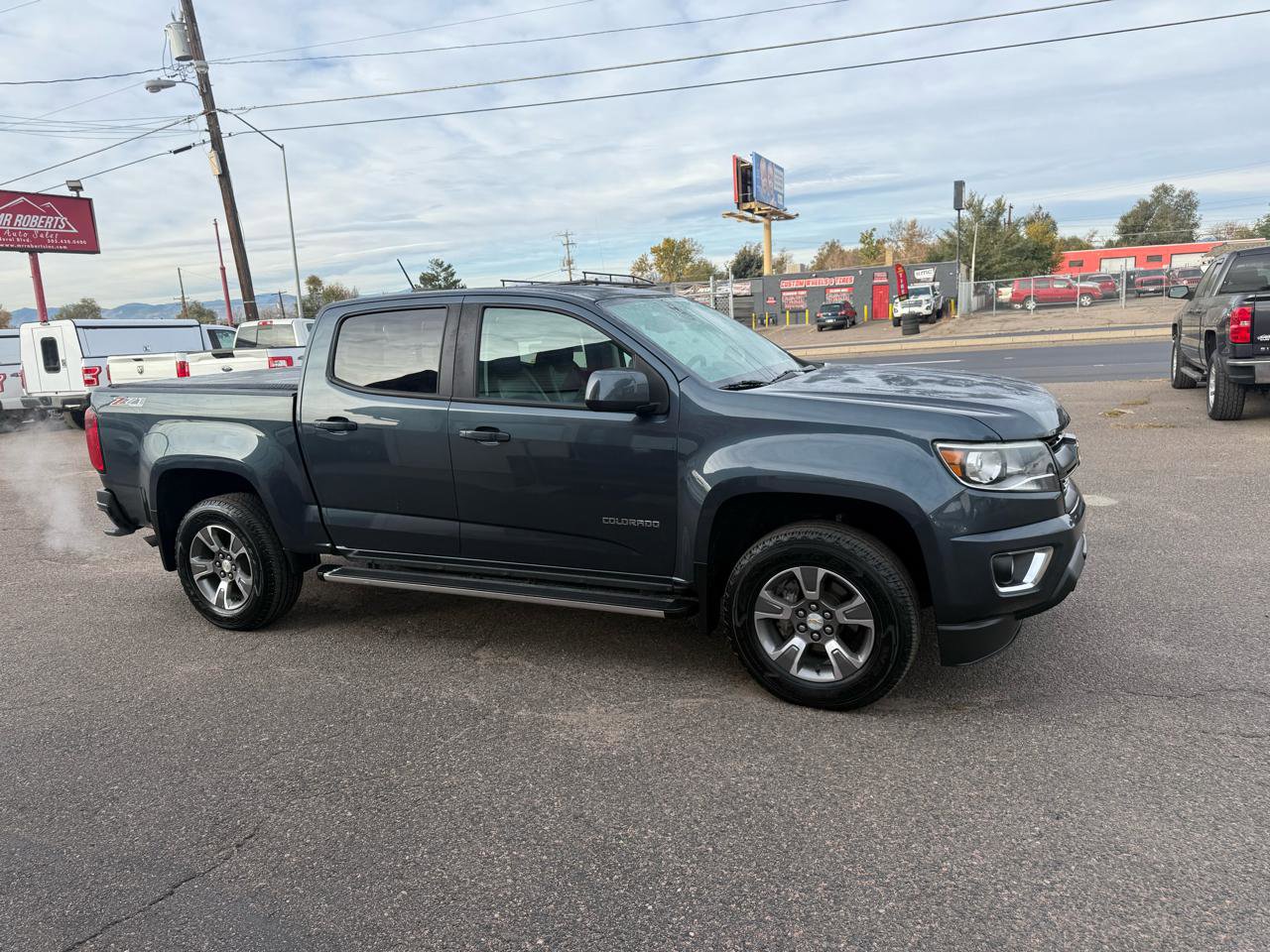 Used 2019 Chevrolet Colorado Z71 AWD/4WD image 1