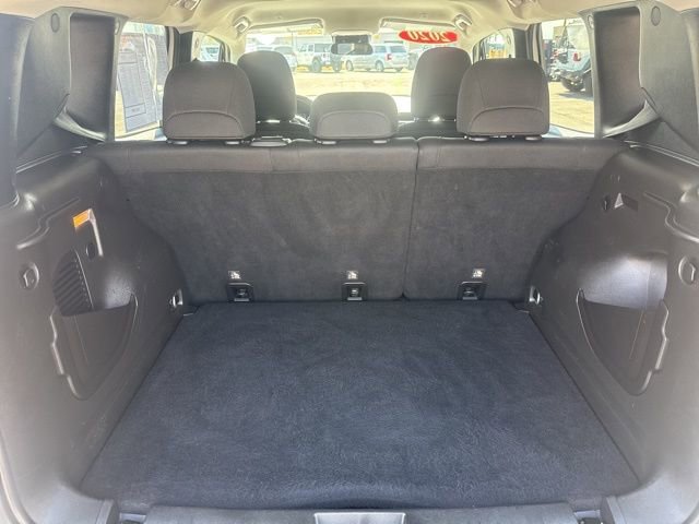 Used 2020 Jeep Renegade Altitude FWD image 26