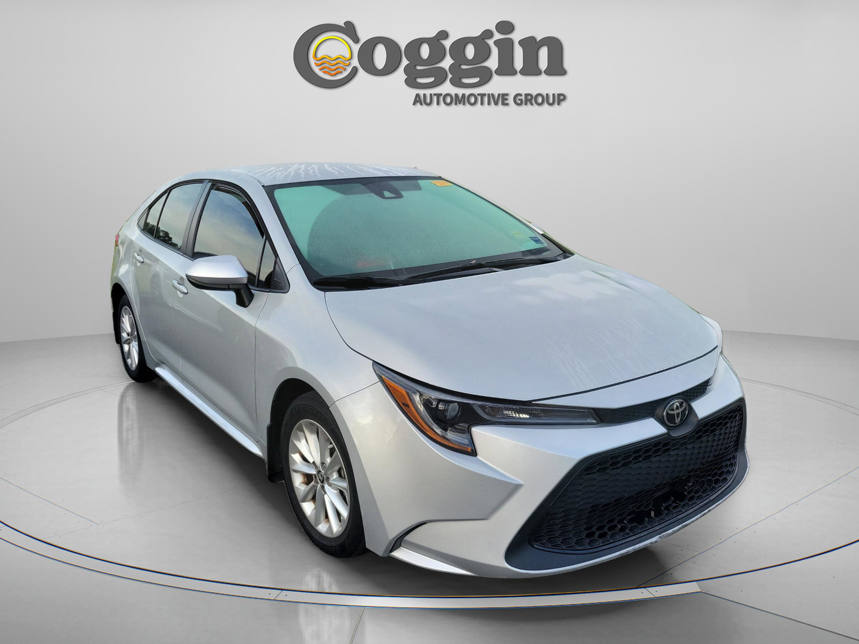 Used 2022 Toyota Corolla LE w/ LE Convenience Package FWD image 6