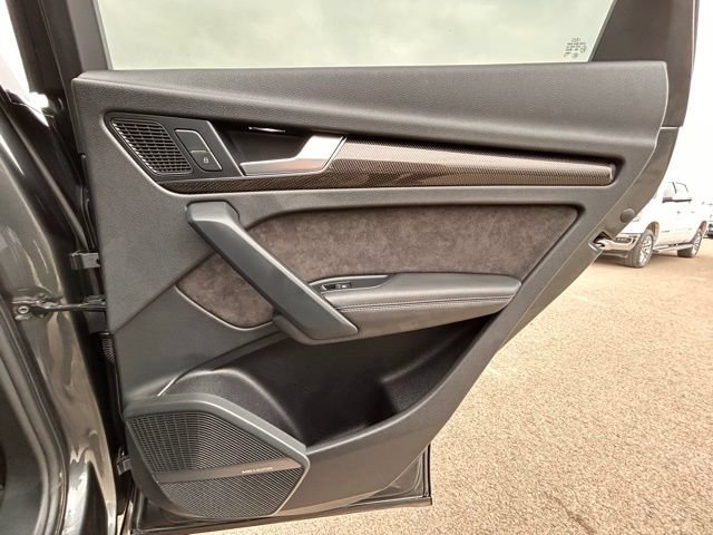 Used 2019 Audi SQ5 Premium Plus w/ Premium Plus Package AWD/4WD image 46