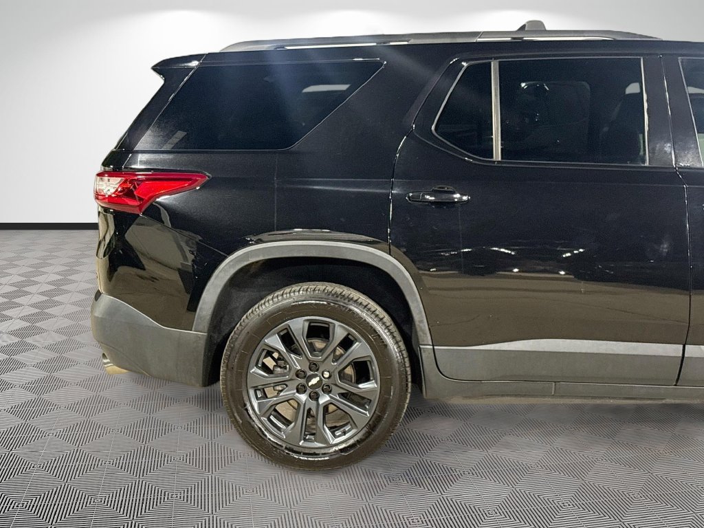 Used 2020 Chevrolet Traverse RS FWD image 13