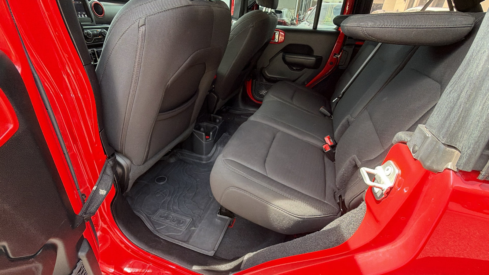 Used 2022 Jeep Wrangler Unlimited Sport AWD/4WD image 23