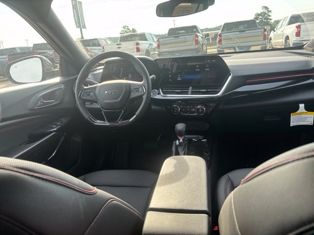 New 2026 Chevrolet Trax RS w/ Sunroof Package FWD image 13