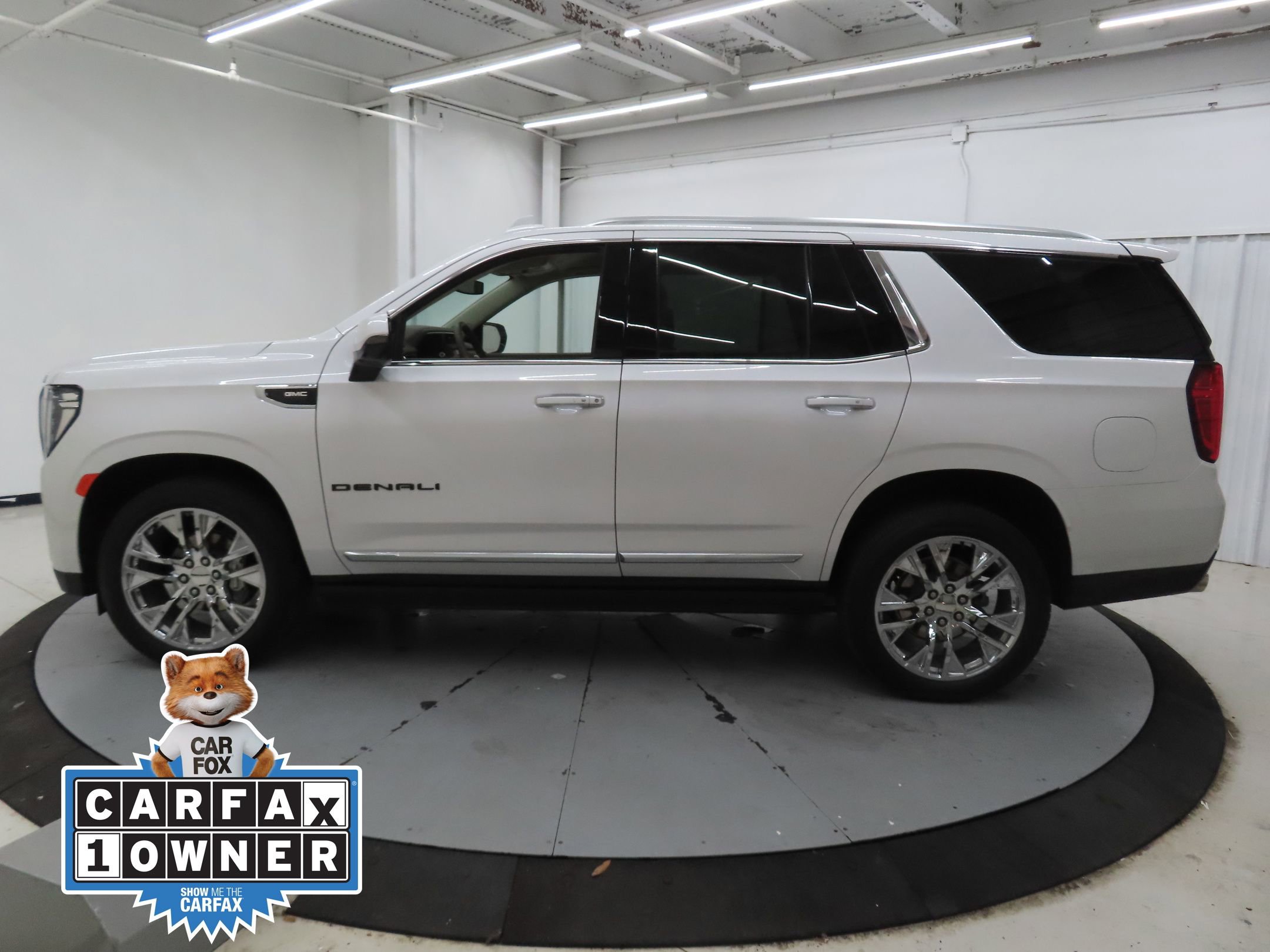 Used 2023 GMC Yukon Denali image 6