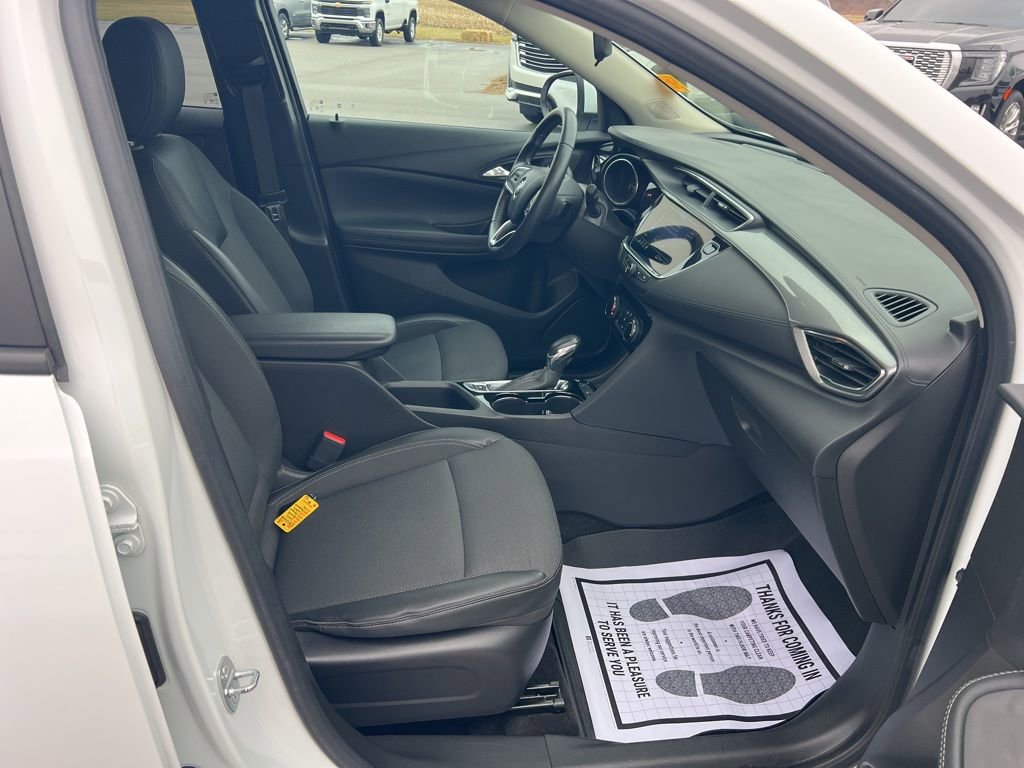 Used 2022 Buick Encore GX Preferred w/ Cold Weather Comfort Package image 26