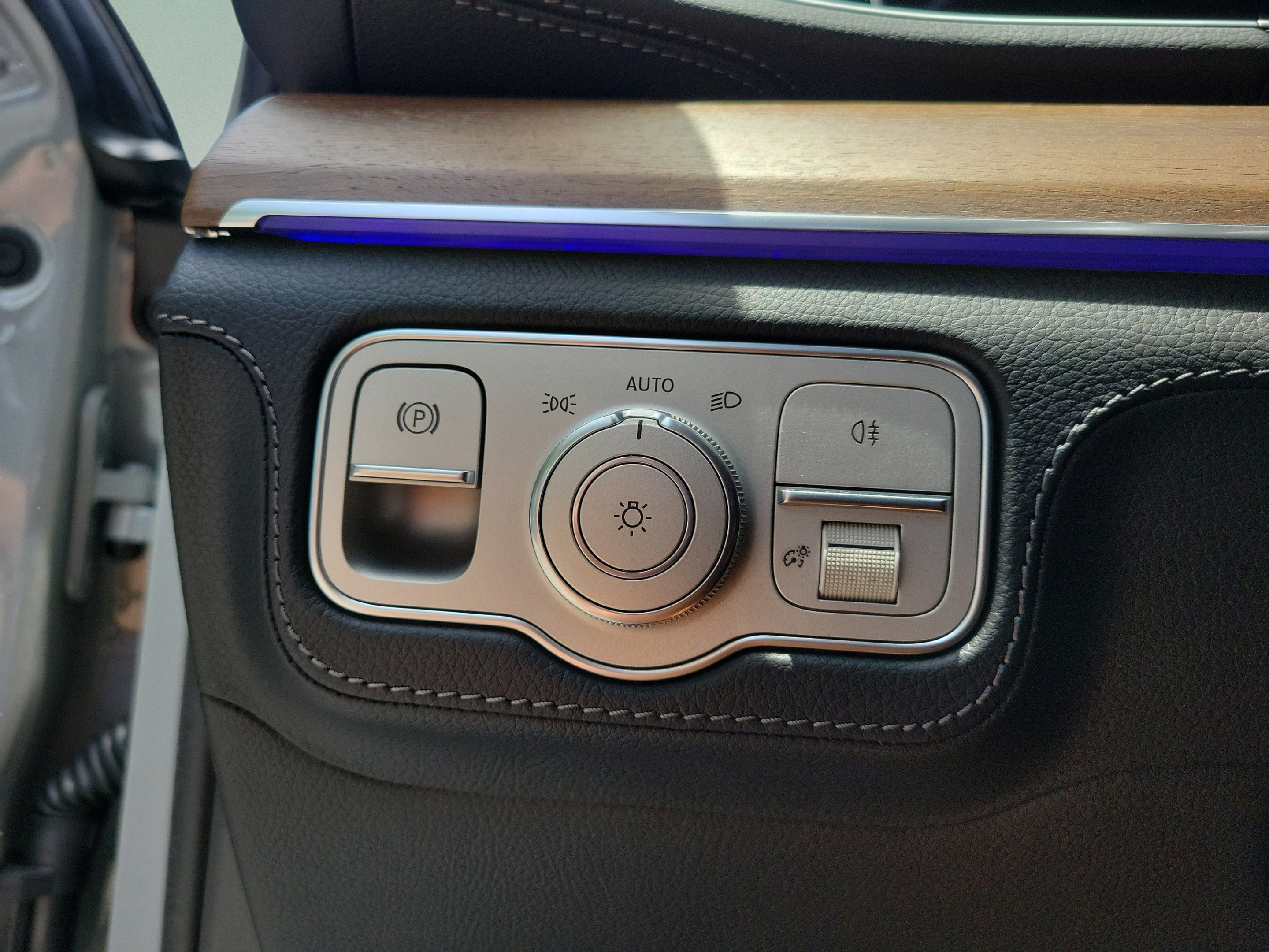 New 2026 Mercedes-Benz GLE 580 4MATIC image 20