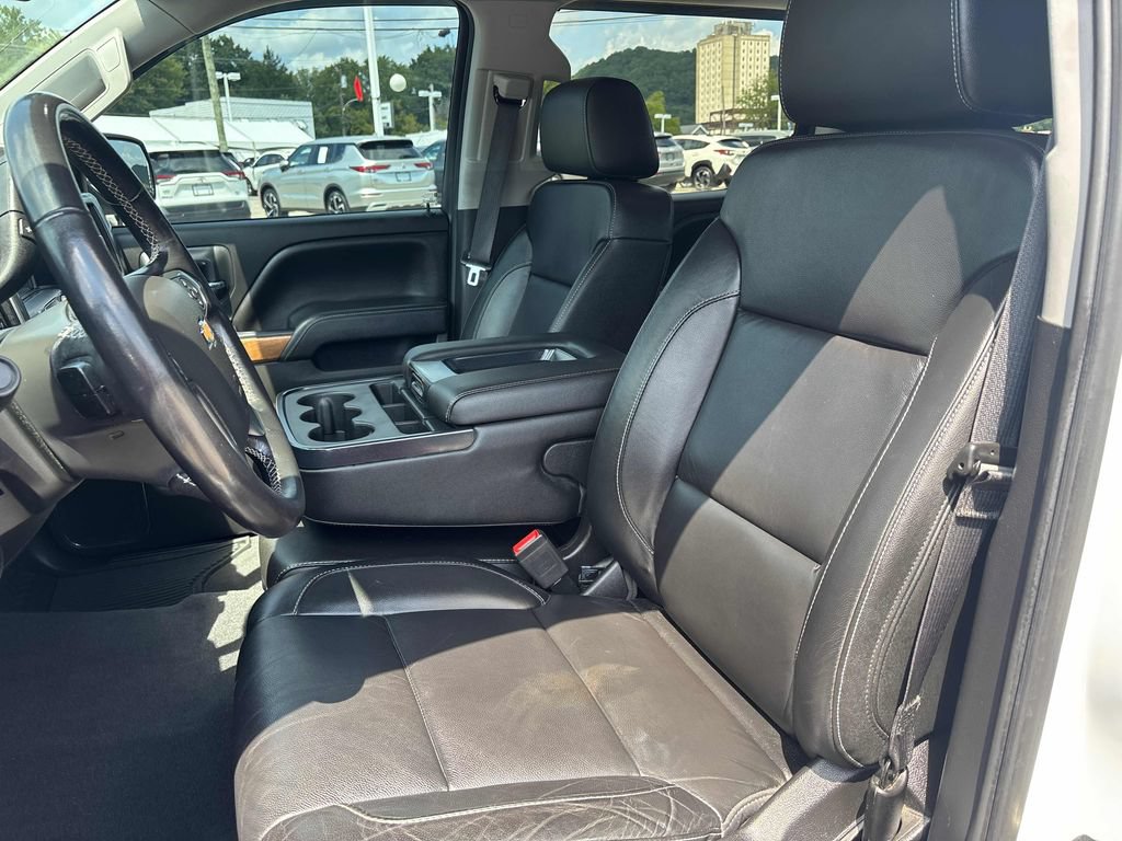Used 2018 Chevrolet Silverado 1500 LTZ w/ Sport Package AWD/4WD image 10