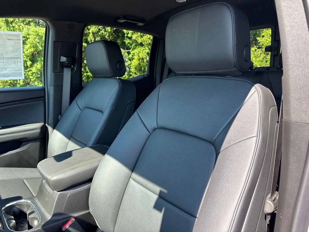 New 2026 GMC Canyon Elevation w/ Convenience Package AWD/4WD image 10