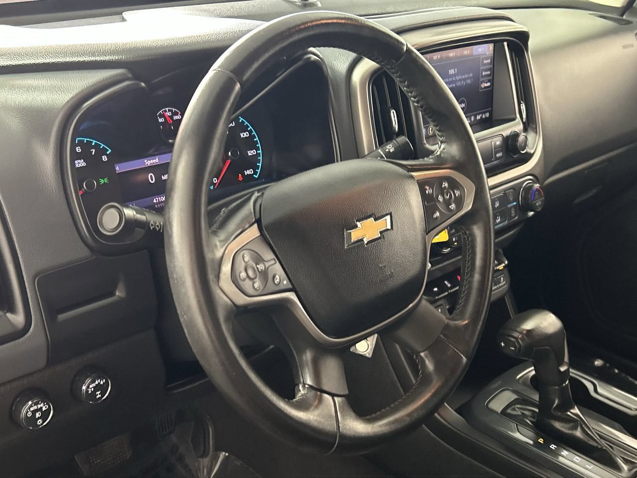 Used 2019 Chevrolet Colorado Z71 AWD/4WD image 13