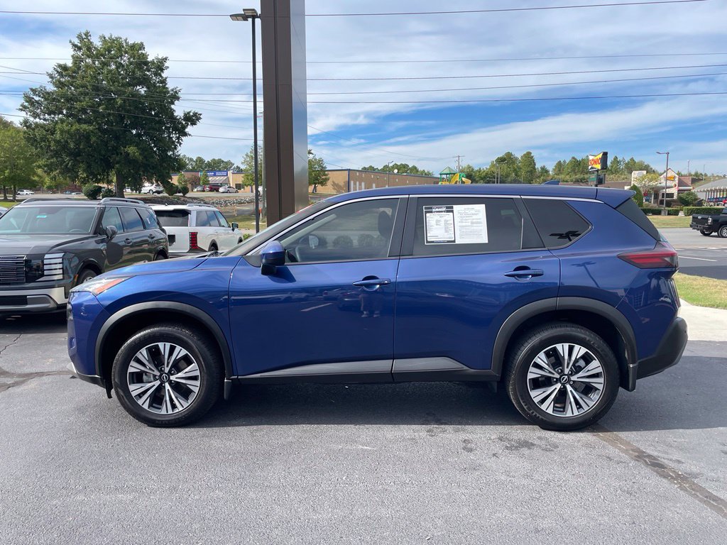 Used 2023 Nissan Rogue SV FWD image 5