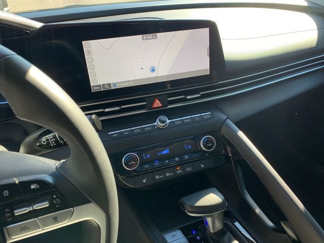 Certified 2025 Hyundai Elantra SEL FWD image 26