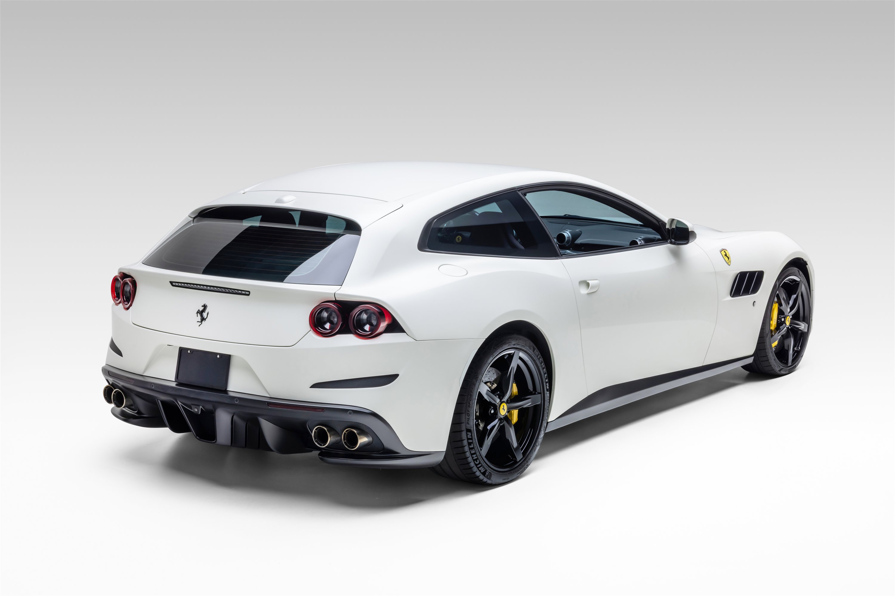 Certified 2017 Ferrari GTC4Lusso AWD/4WD image 7