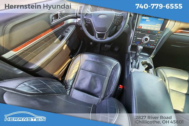 Used 2018 Ford Explorer Platinum AWD/4WD image 12