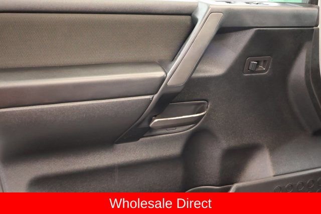 Used 2014 Nissan Titan S image 9