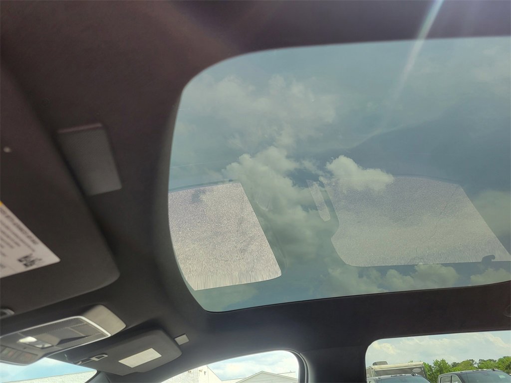 New 2025 GMC Sierra EV Denali image 27