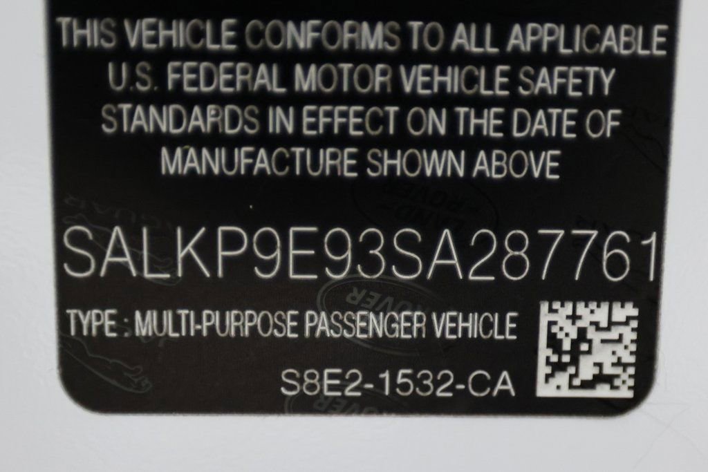 Used 2025 Land Rover Range Rover SE image 53