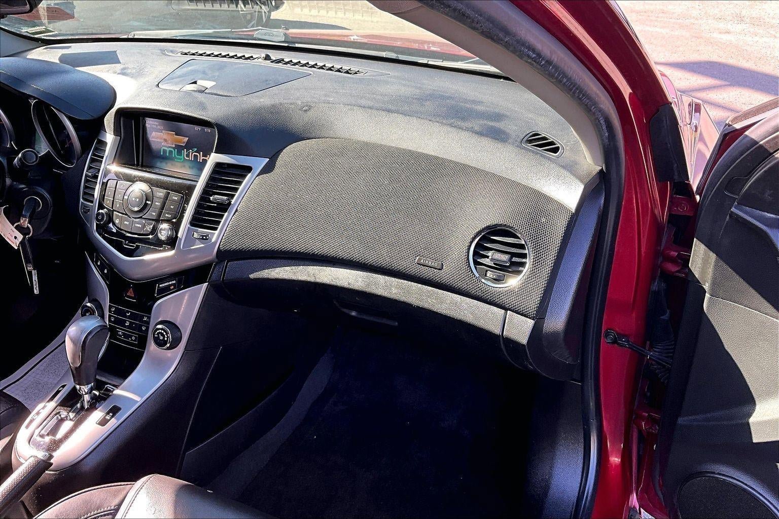 Used 2014 Chevrolet Cruze LT FWD image 12