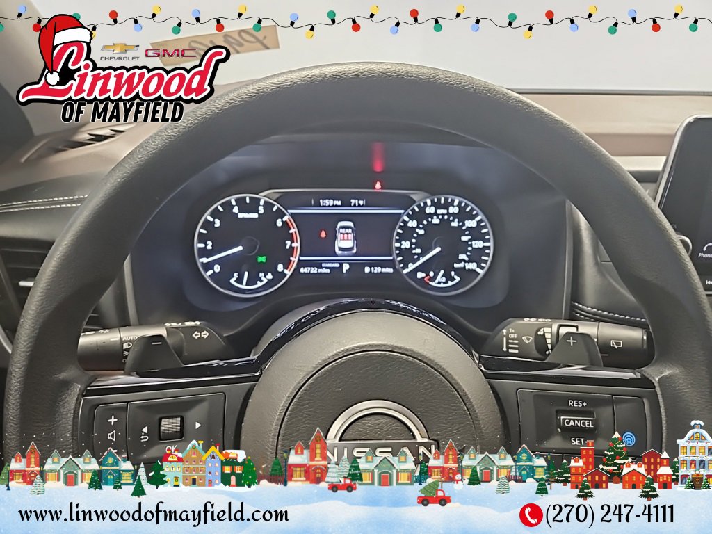 Used 2023 Nissan Rogue SV image 21