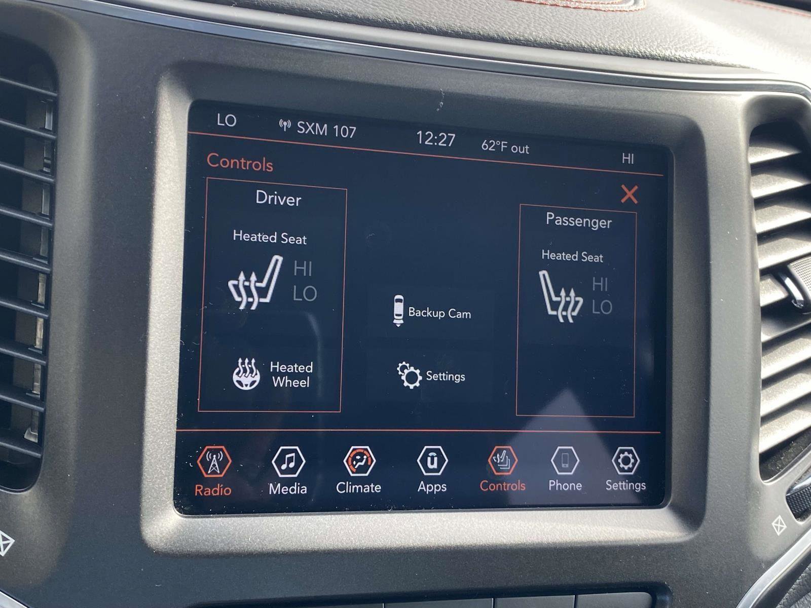 Certified 2022 Jeep Cherokee Trailhawk w/ Trailer Tow Group image 39