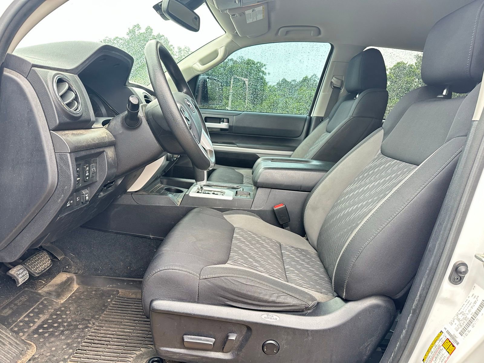 Used 2020 Toyota Tundra SR5 w/ TRD Off-Road Package AWD/4WD image 8