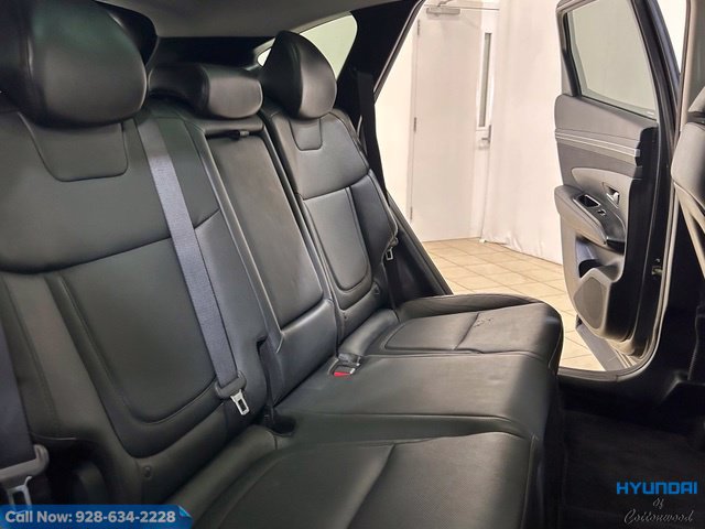 Used 2023 Hyundai Tucson Limited AWD/4WD image 16