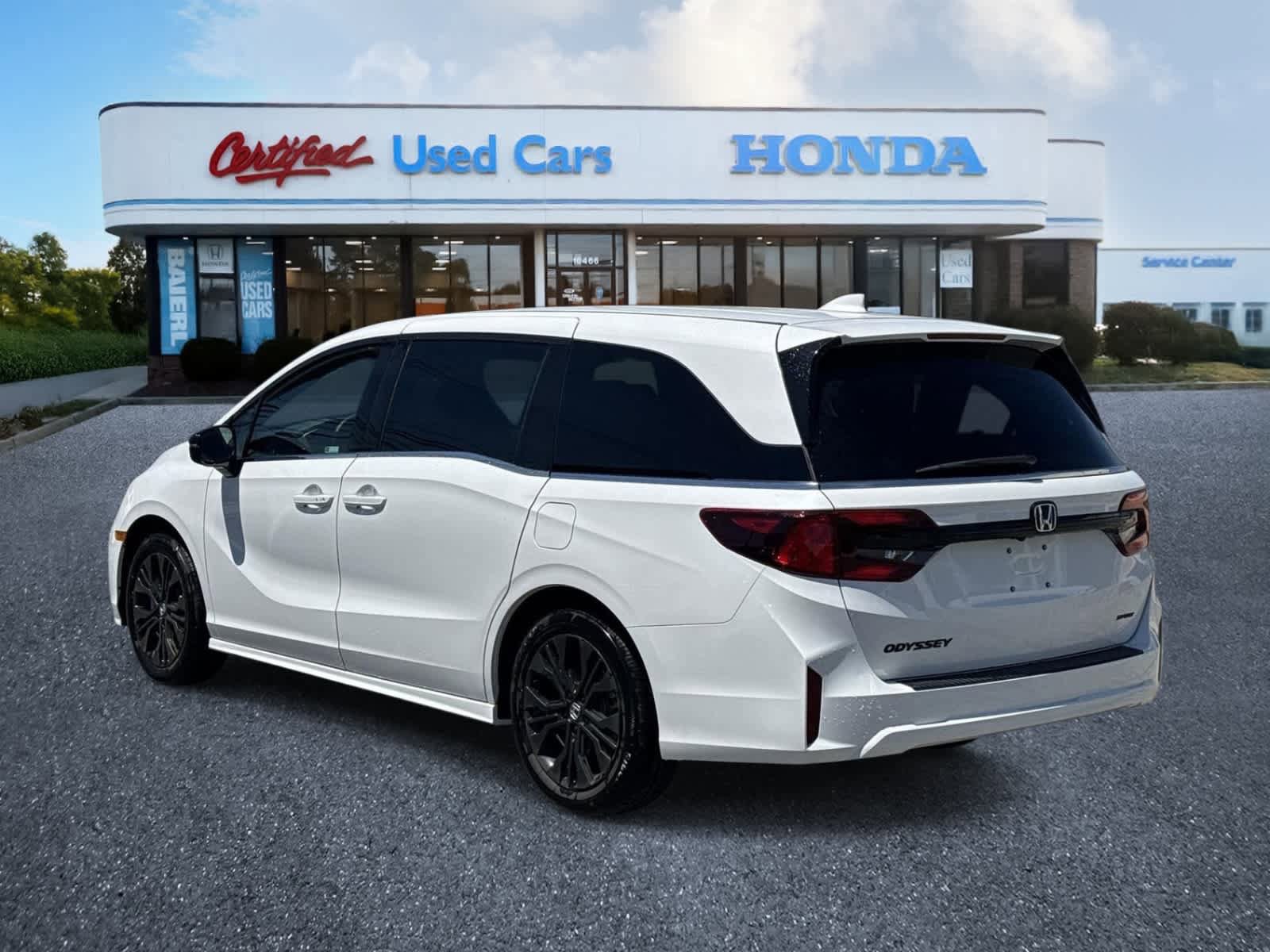 Used 2026 Honda Odyssey Sport-L image 3