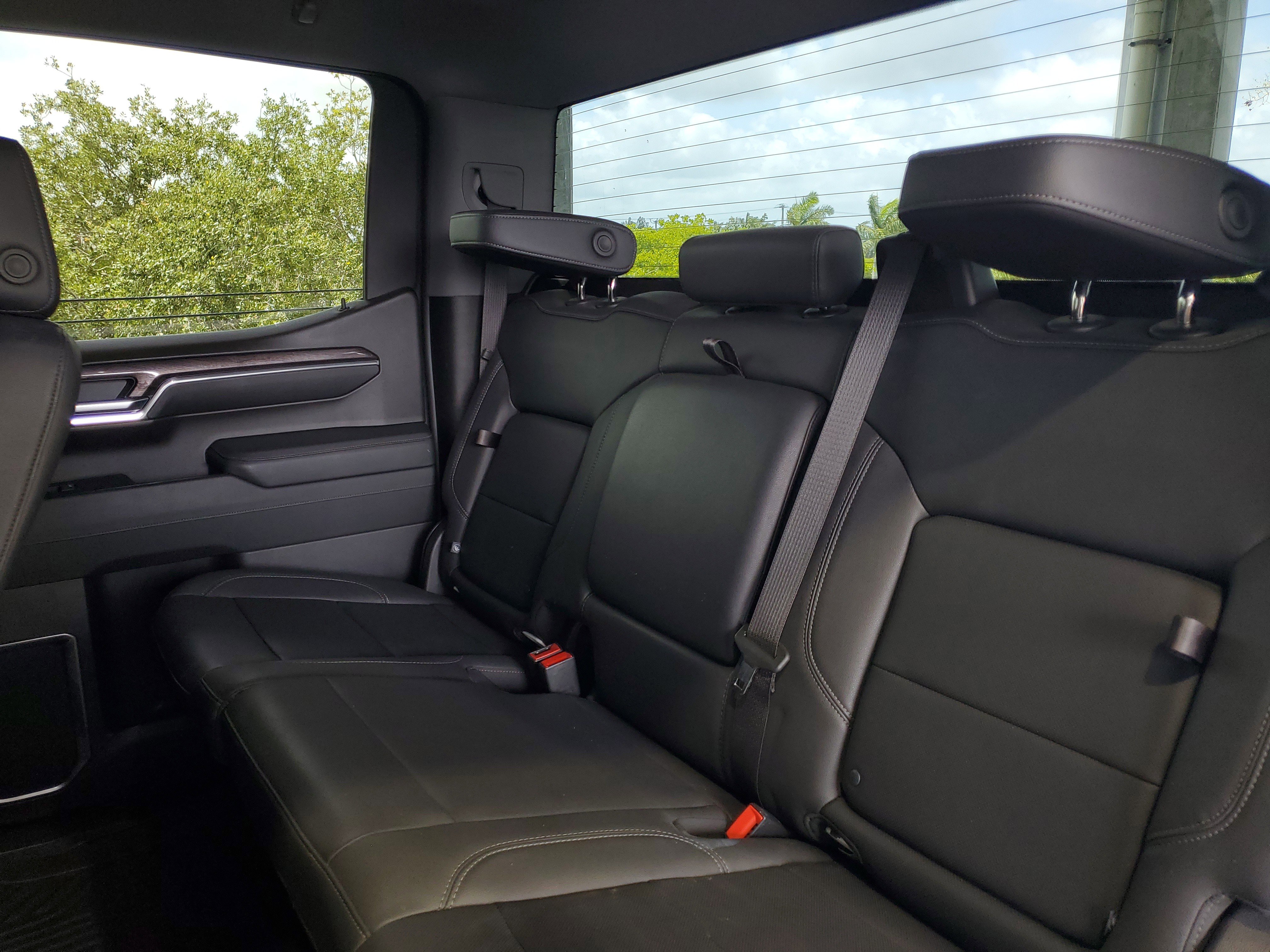Used 2023 Chevrolet Silverado 1500 LTZ RWD image 8