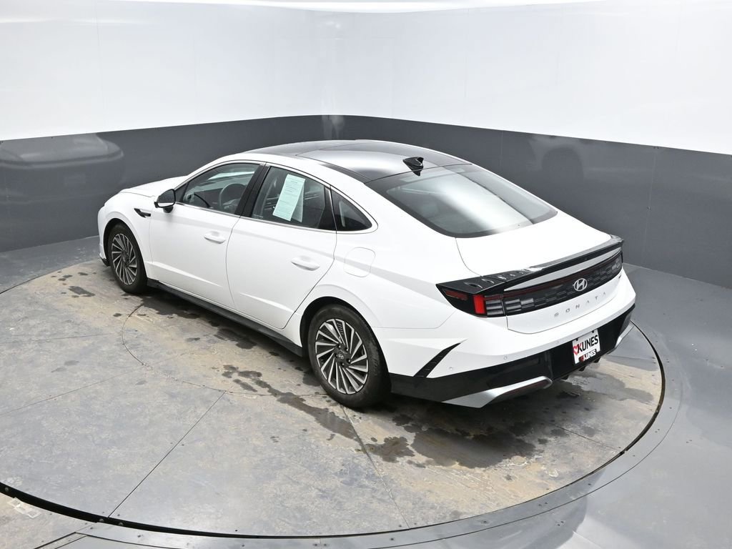 Used 2024 Hyundai Sonata Limited image 27