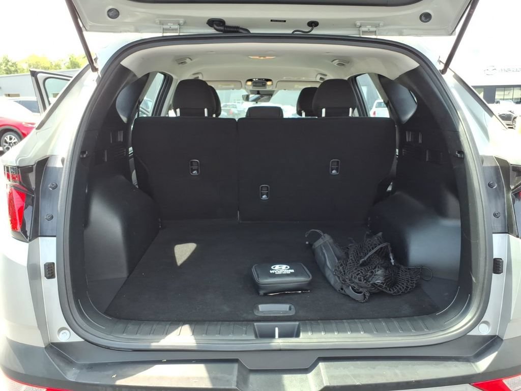 Used 2023 Hyundai Tucson SE AWD/4WD image 12