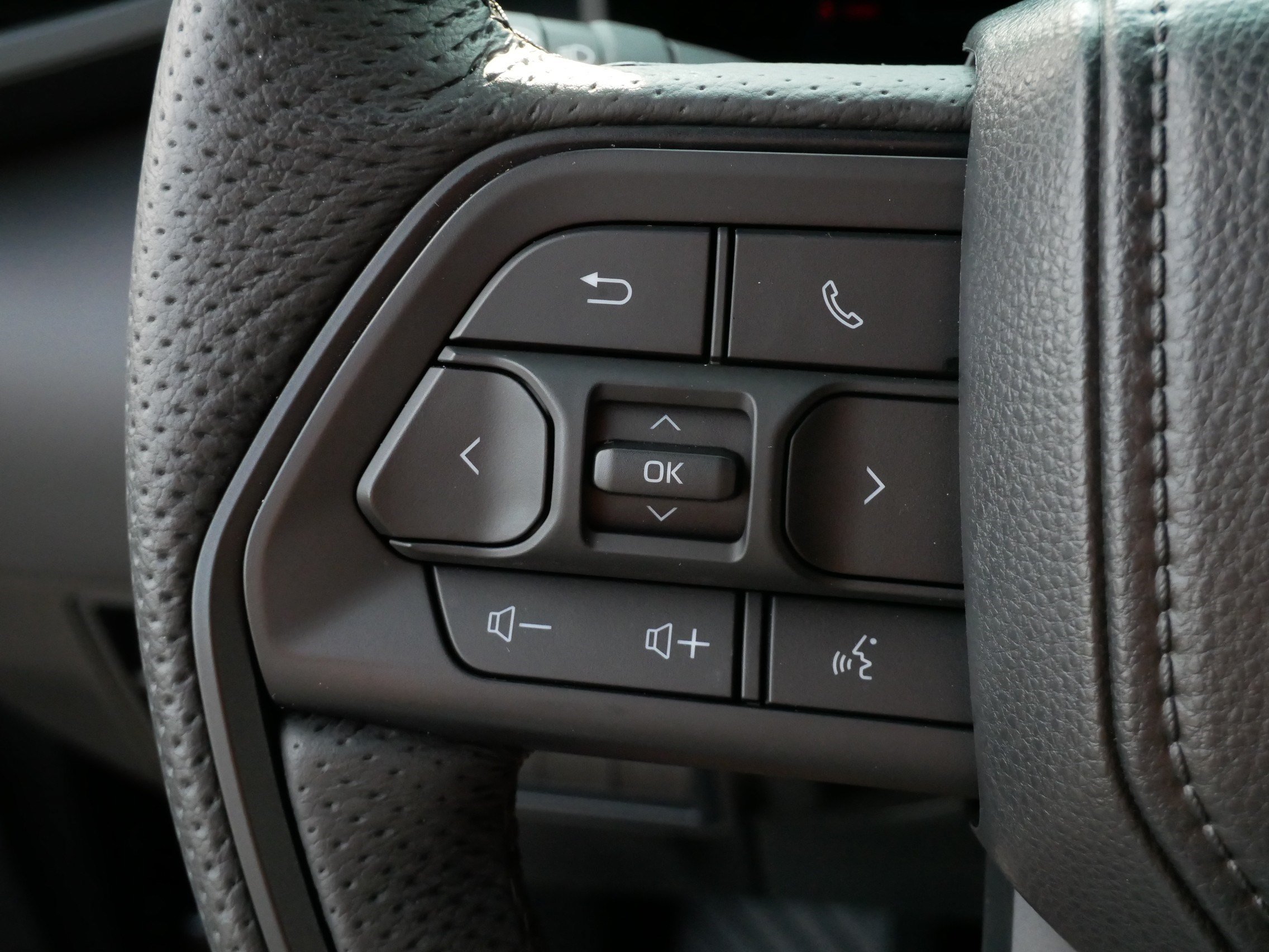 Certified 2025 Toyota Sequoia TRD Pro AWD/4WD image 26
