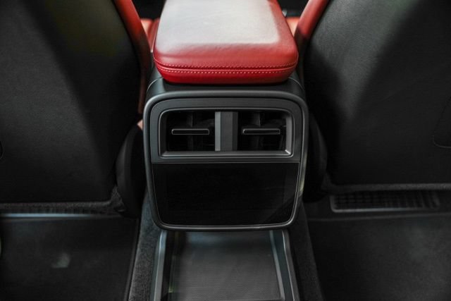 Used 2020 Porsche Taycan Turbo S AWD/4WD image 52