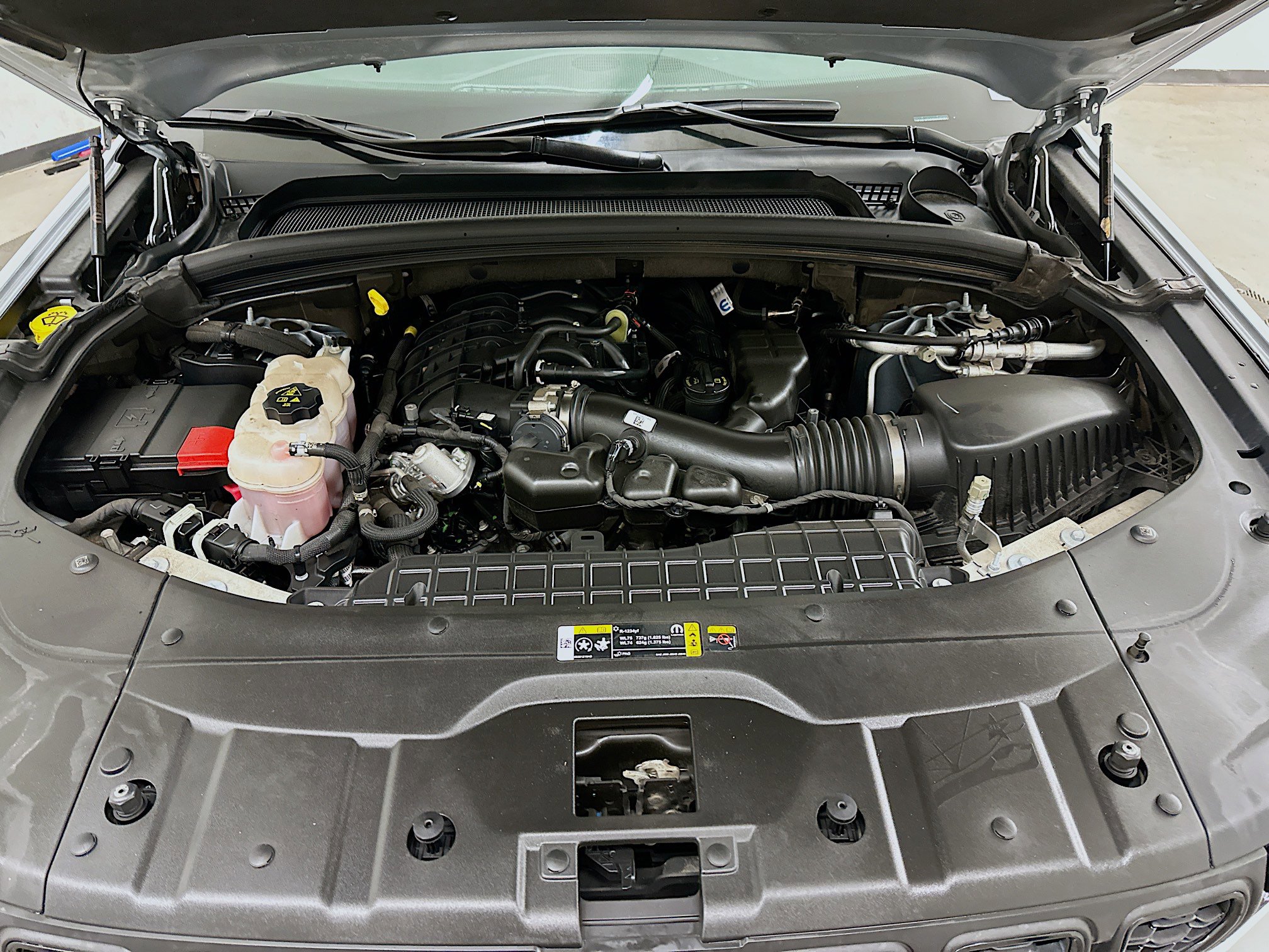 Used 2024 Jeep Grand Cherokee L Laredo image 35