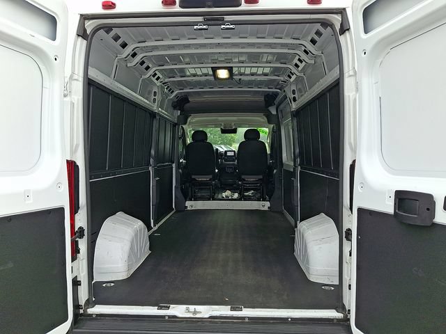 Used 2025 RAM ProMaster 2500 w/ Convenience Group FWD image 29