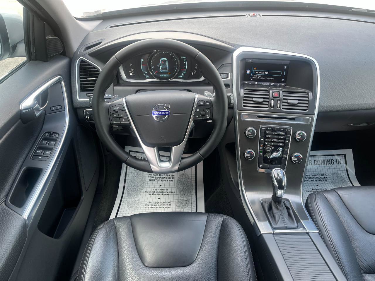 Used 2014 Volvo XC60 T6 image 14