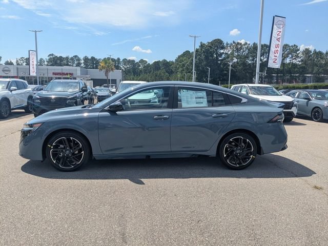 New 2026 Nissan Sentra SR w/ SR Premium Package FWD image 6