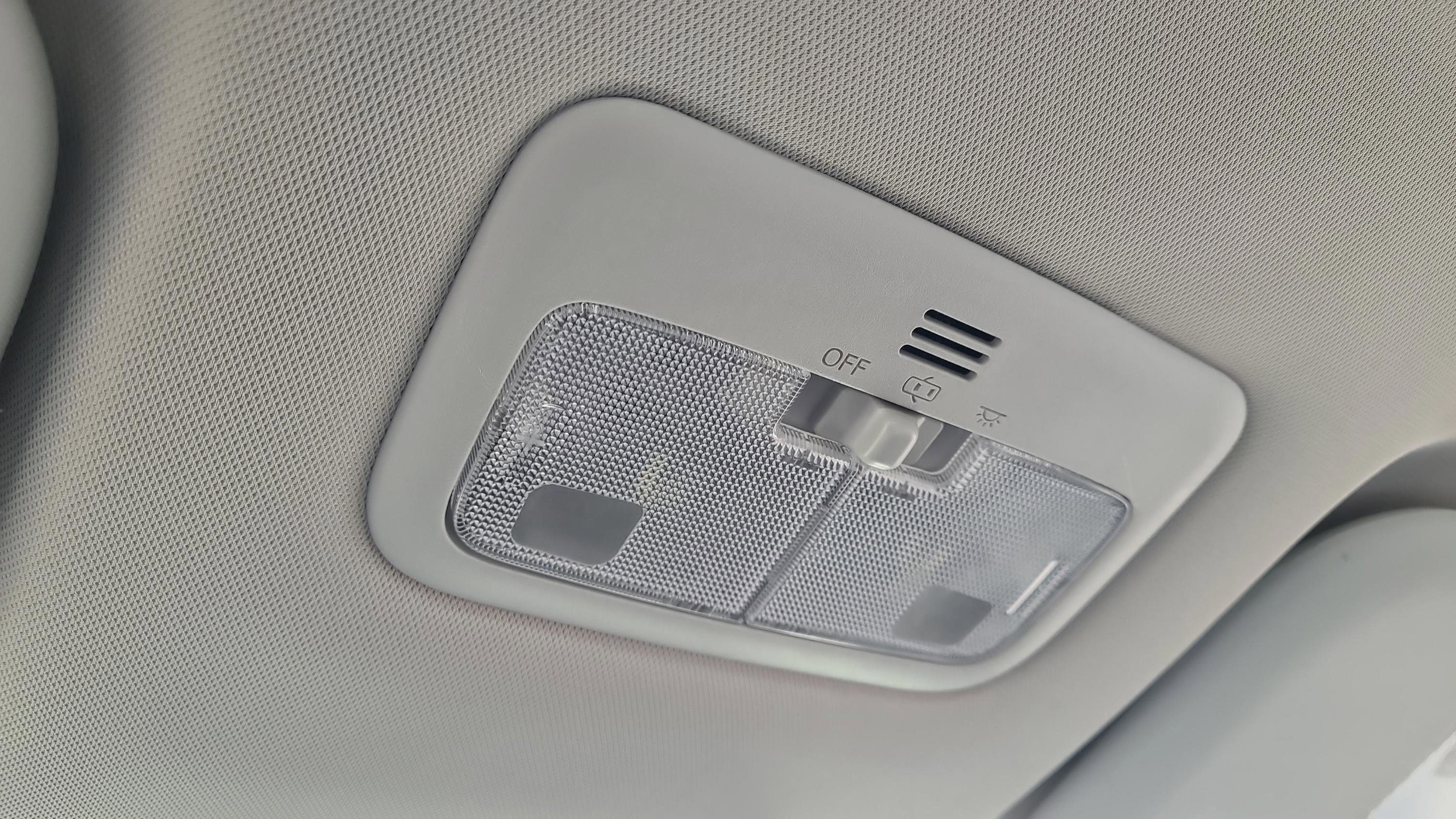 Used 2016 Toyota Corolla S image 21