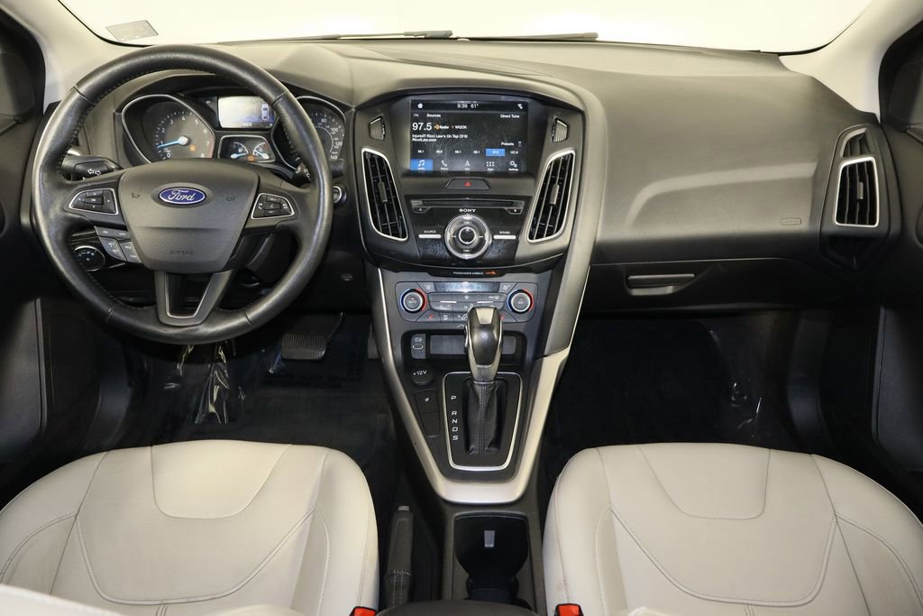 Used 2018 Ford Focus Titanium image 14