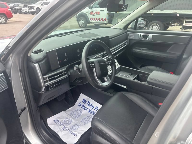 Used 2024 Hyundai Santa Fe SEL FWD image 25