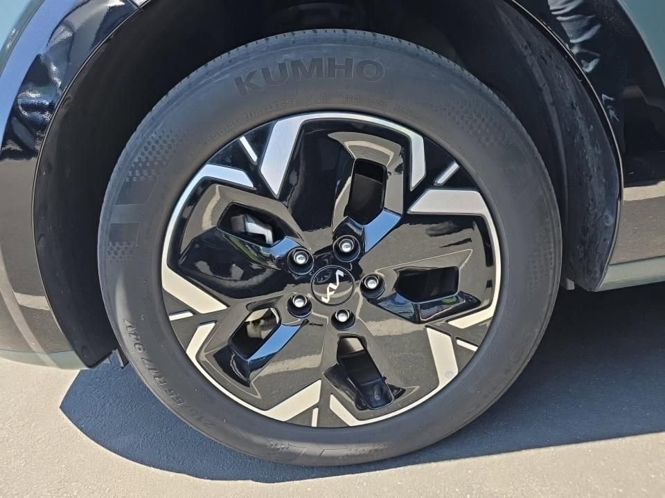 Used 2023 Kia Niro Wind FWD image 16