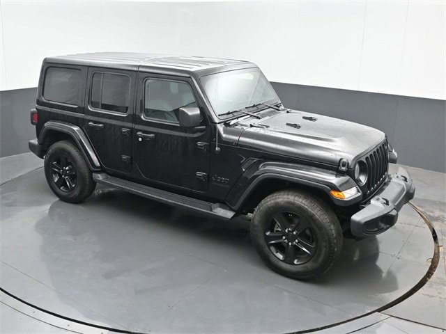 Used 2020 Jeep Wrangler Unlimited Sahara image 2