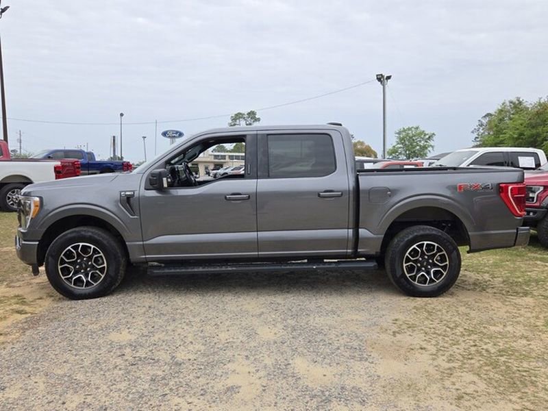 Used 2022 Ford F150 XLT w/ Equipment Group 302A High image 5
