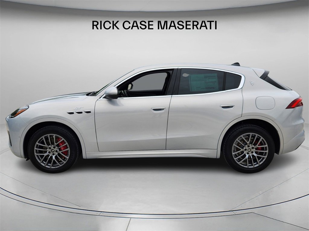 New 2024 Maserati Grecale GT image 2