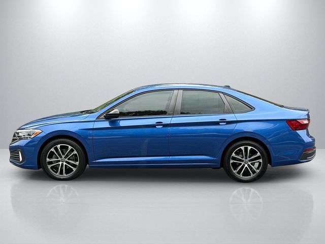 Used 2023 Volkswagen Jetta Sport FWD image 4