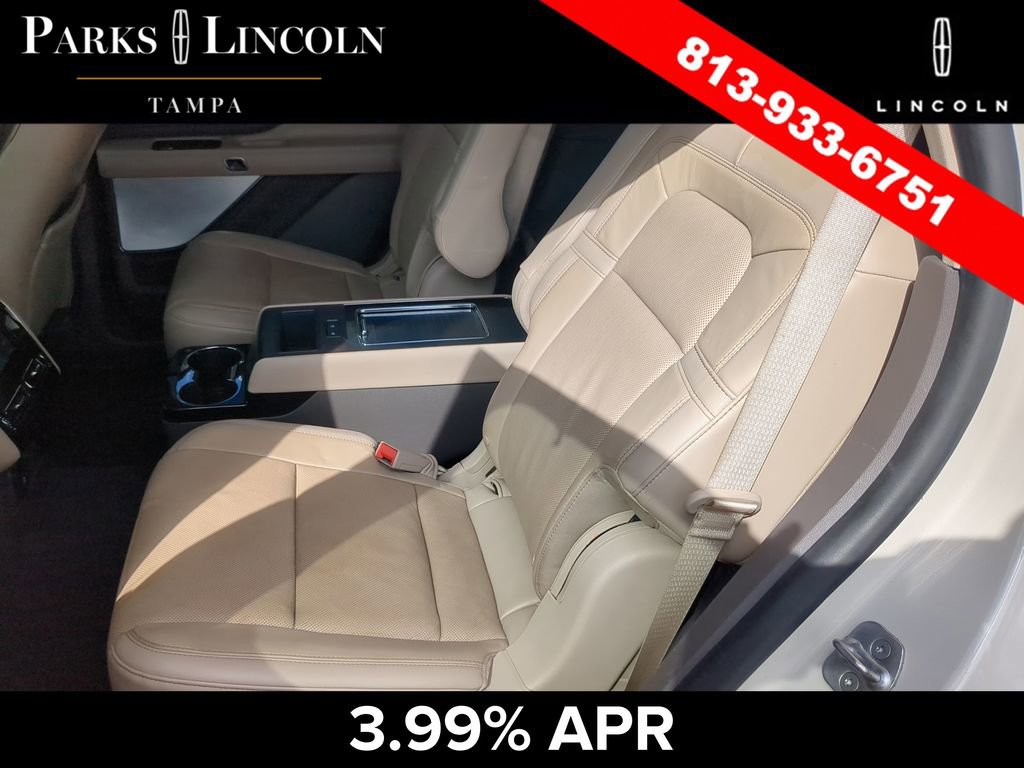 Certified 2020 Lincoln Aviator Reserve w/ Equipment Group 201A image 15