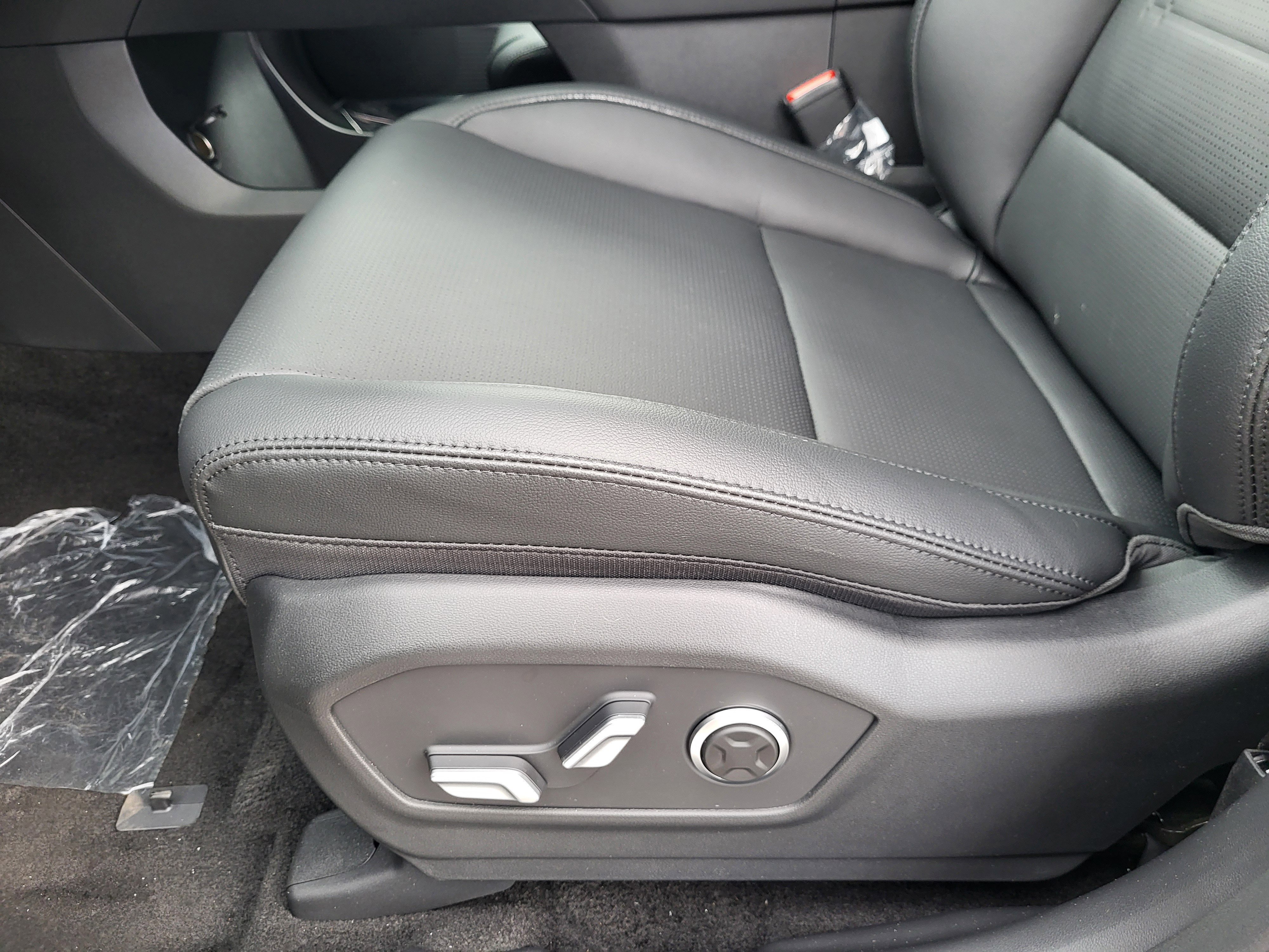 New 2026 Hyundai Santa Fe Limited AWD/4WD image 20
