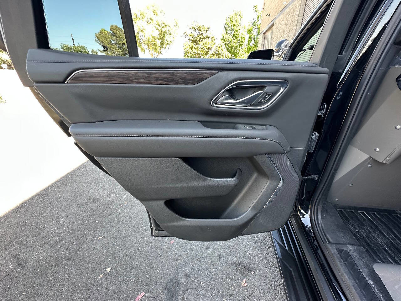 Used 2022 Chevrolet Tahoe 2WD image 16