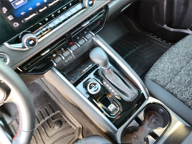 Used 2025 Chevrolet Colorado Z71 image 19